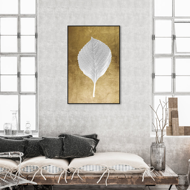 Feuille en or I - Impression sur toile, Cadre en bois noir, H 46 po x l 31 po
