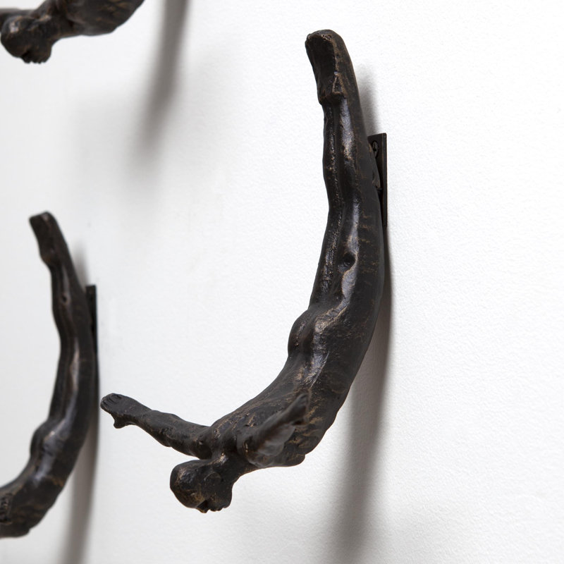 Wall Diver, Bronze