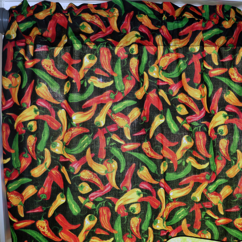 Cantonnière à motif piment chili de 58 po de largeur, L 58 po x L 20 po, Noir