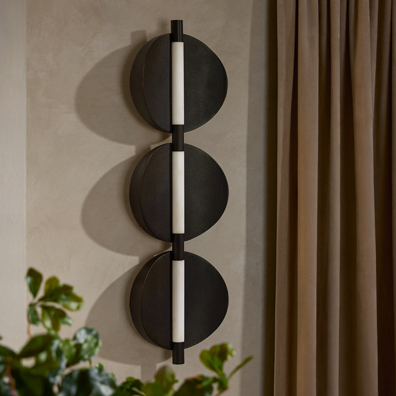 Luna 3 - Light LED Flush Mounted Sconce
