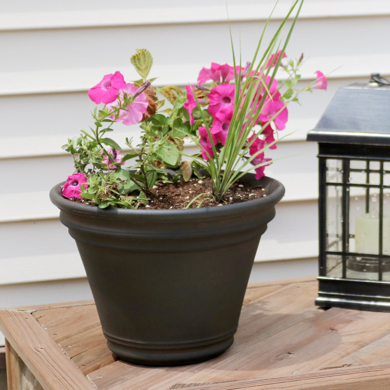 Pepinn 20" x 20" x 14.75" Round Sable Polyresin Outdoor Planter Pot, 1, Sable