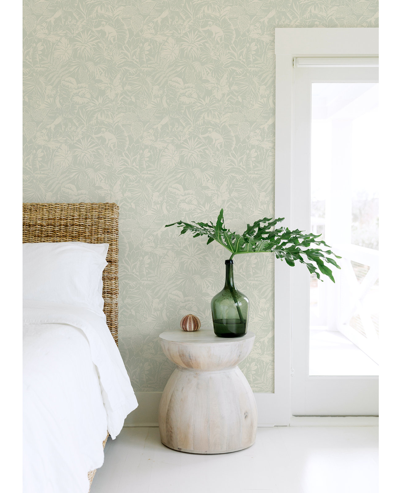 Cheri Floral Wallpaper, Aqua