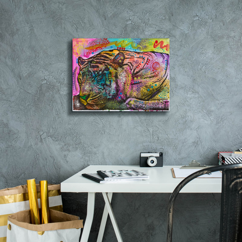 «Sleeping Tiger» par Dean Russo, art mural sur toile, H 12 po x l 16 po x P 0,75 po