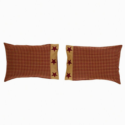 Star Applique Border Pillowcase Set - Red (21x30) - Pack of 2 - Ninepatch Design - Standard Size - Decorative Bedding - Bedroom Accessories