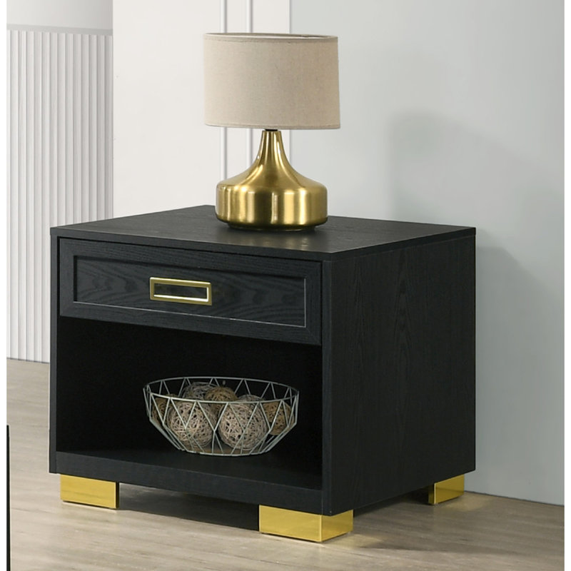 Table de bout contemporaine carrée 1pc