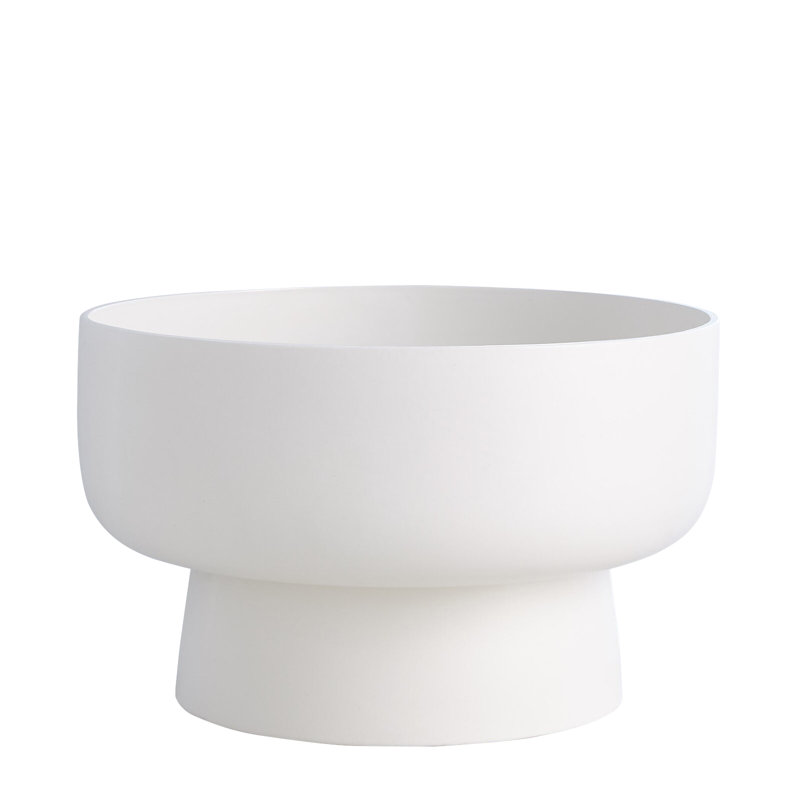 Encircle Tazza, Chalk, 9.75" H x 15.75" W x 15.75" D