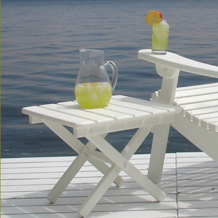POLYWOOD® Tables 18" Patio Side Table, White