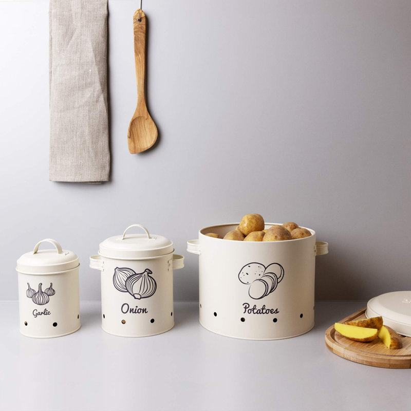Food Storage - Set of 3 Containers and 3 Lids