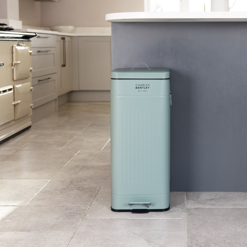 Retro Steel Step On Kitchen Trash Can - 30L, Green