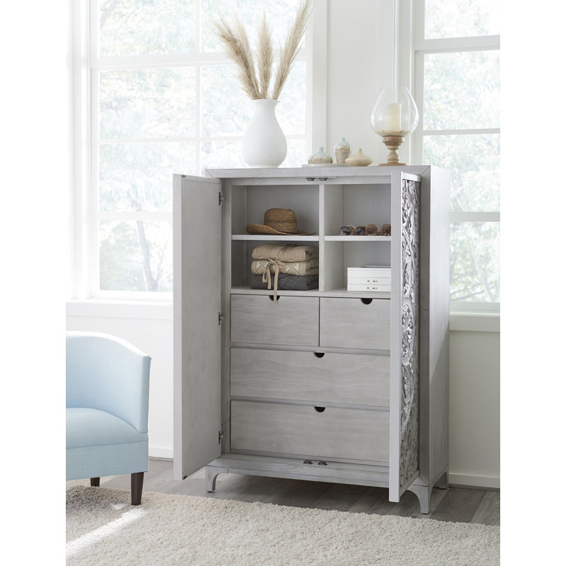 Armoire ornée sculptée, Gris clair