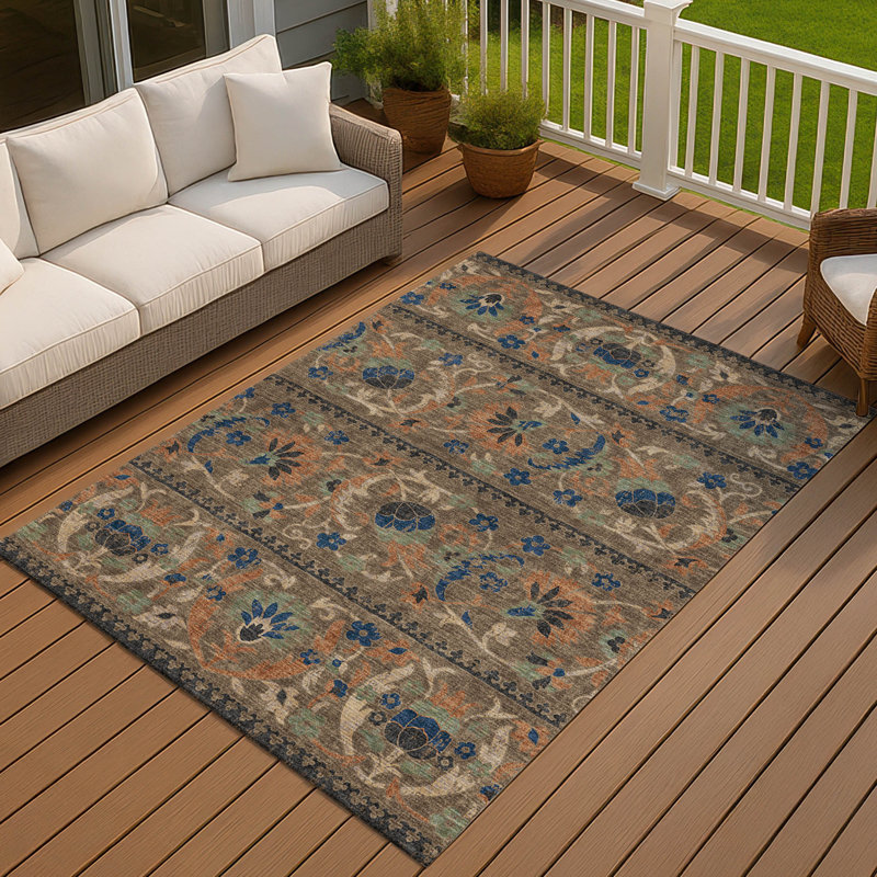 Machine Washable Indoor/Outdoor Chantille ACN2480 Floral Rug, Chocolate, 2'6" x 3'10"