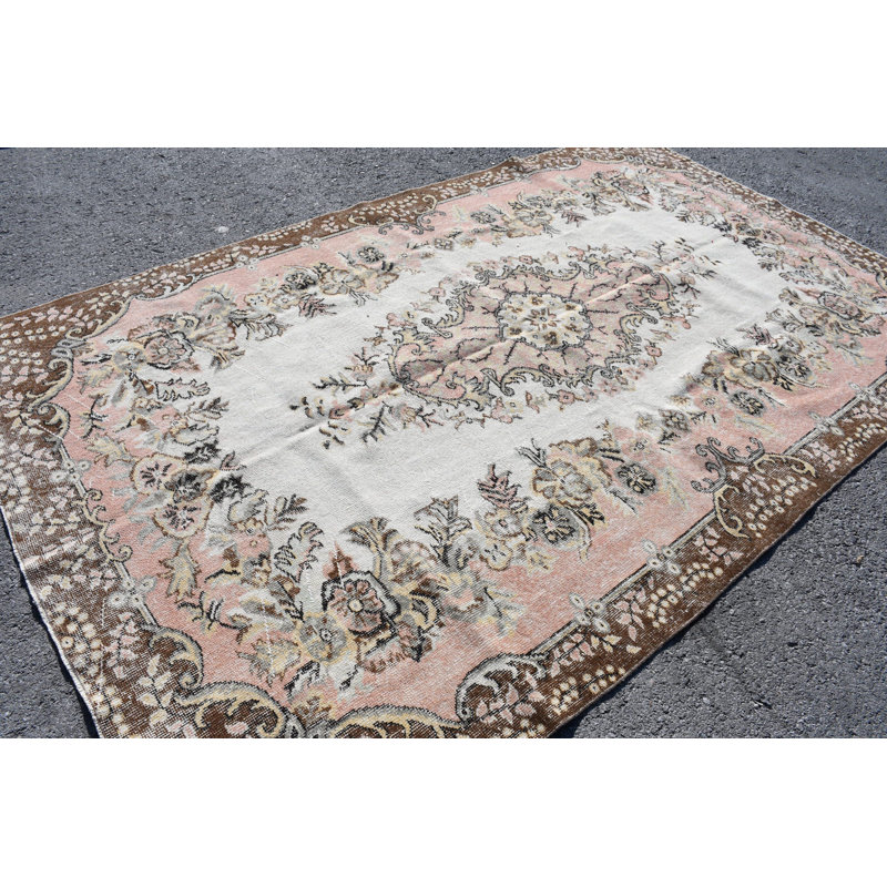 Grand tapis turc vintage en tapis blanc tissé à la main Oushak pour un usage surdimensionné de salon et de décoration