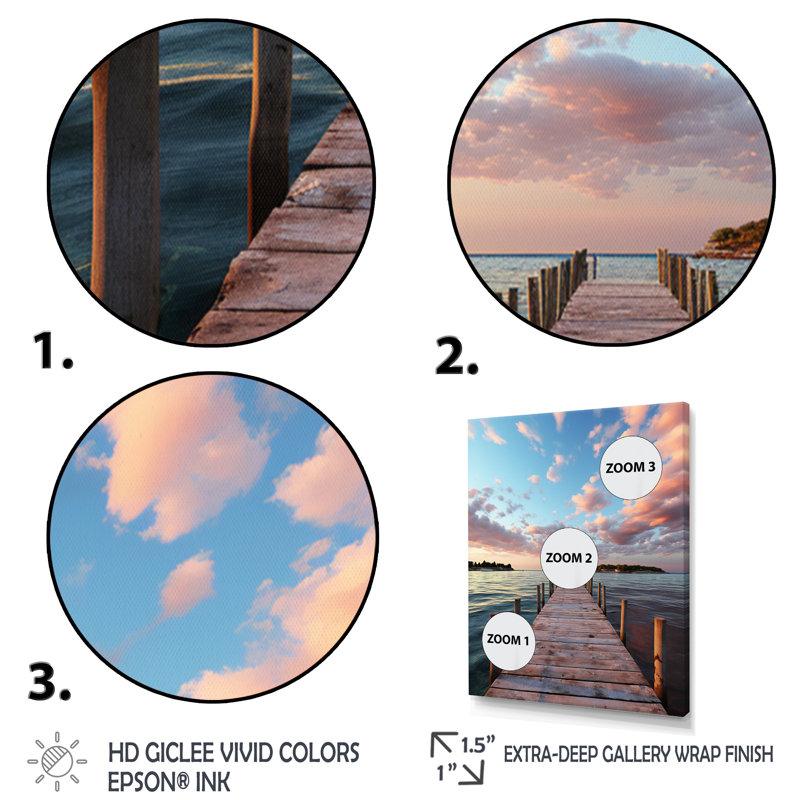 Jetée et quai Tranquil I - art mural de bord de mer pour le salon, H 44 po x l 34 po x P 1,5 po, Cadre flottant érable