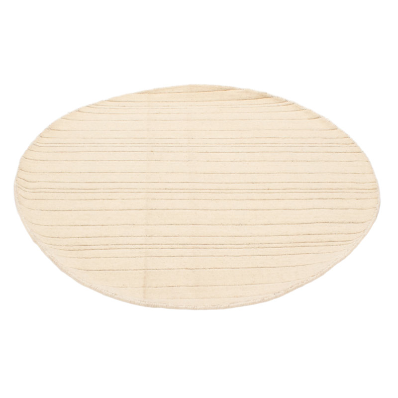 Les tapis Gabbeh sont fabriqués à la main avec des poils très hauts et des motifs très simples et stylisés.