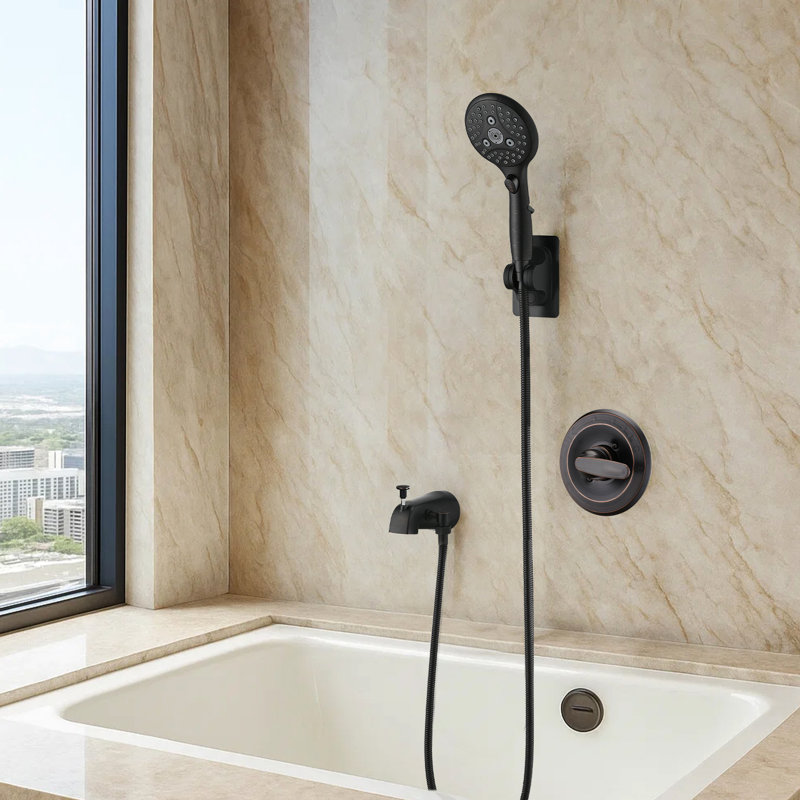 Bronze huilé, bec de baignoire, inverseur relevable, douche à main à 6 réglages, interrupteur à une touche, pause marche / arrêt avant 1/2 ou 3/4 de pouce, fixation murale, inverseur de débit de 2 gallons par minute, corrosion, modes,