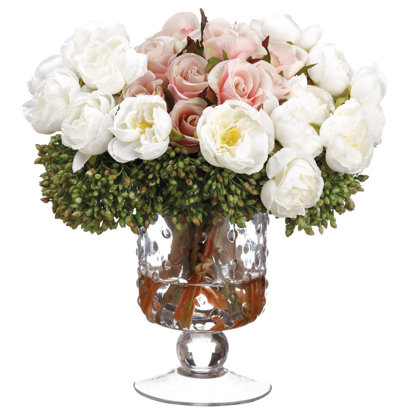 Arrangement floral mélangé en soie dans un vase