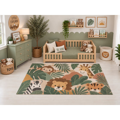 Tapis d'intérieur ultramince 152 x 213 cm (5' x 7') à motif d'animaux et de feuilles de la jungle, idéal pour la chambre d'enfant, la garderie, la salle de classe et la salle de jeux. Doux et à poils courts, avec revêtement antidérapant en silicone.