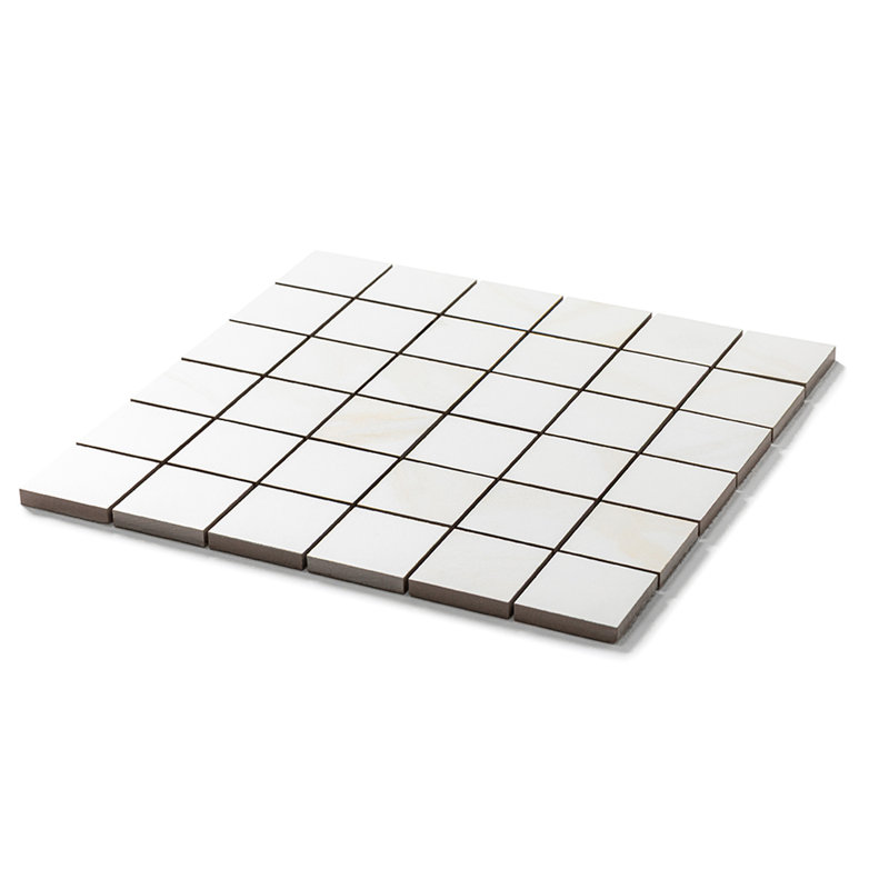 Carreau de mosaïque en porcelaine satinée Calacatta de 2 po x 2 po Savannah