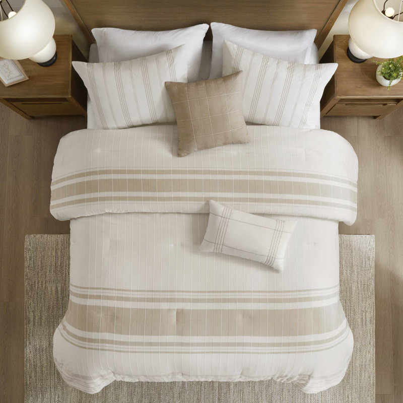 48f-f3cf-afc69 Comforter