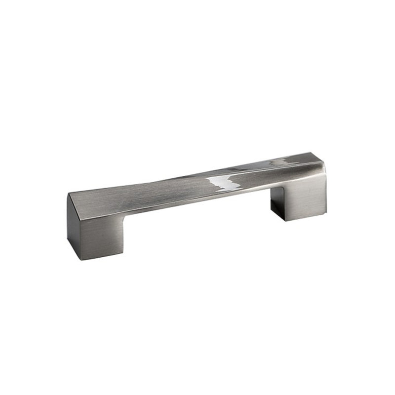 Poignée barre 3 3/4" au centre, Nickel brossé