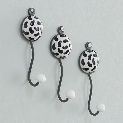  Handmade Perfect Paisley Ceramic Coat Hooks (Set Of 3)