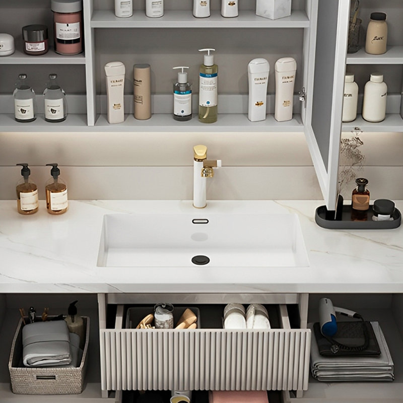 Armoire de salle de bain crème, 59"