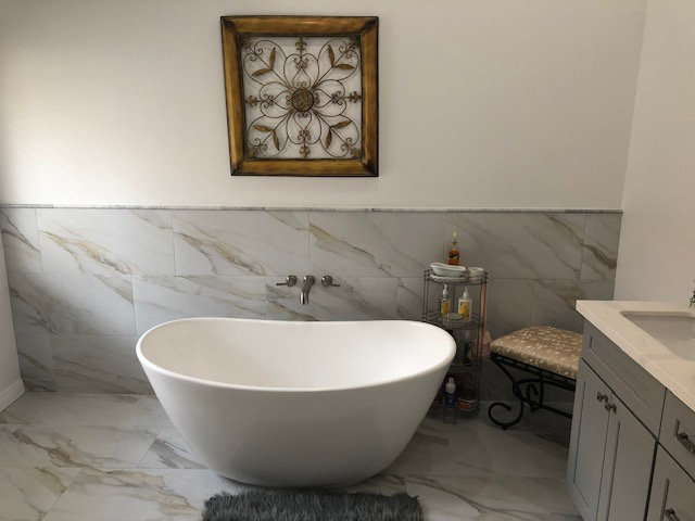Metro Marquis 65" x 33" Freestanding Soaking Solid Surface Bathtub, Glossy White, Matte Black