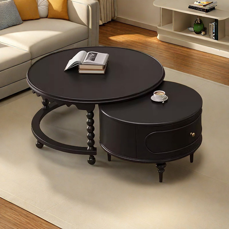 Table basse française, Noir, noir, noir, noir
