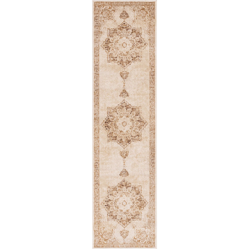 Tapis traditionnel Ulla couleur chameau, Tapis de couloir 2 pi 7 po x 10 pi