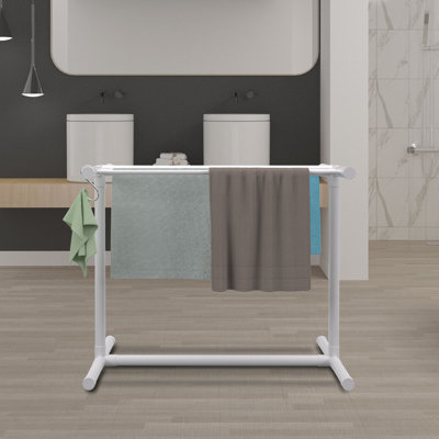 4 Towel Rack