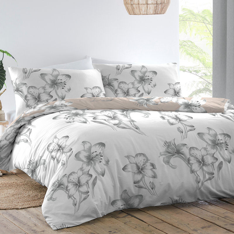 Kitty Floral Duvet Cover Set with Pillowcases Included, Blush, King Duvet Cover + 2 Standard Pillowcases