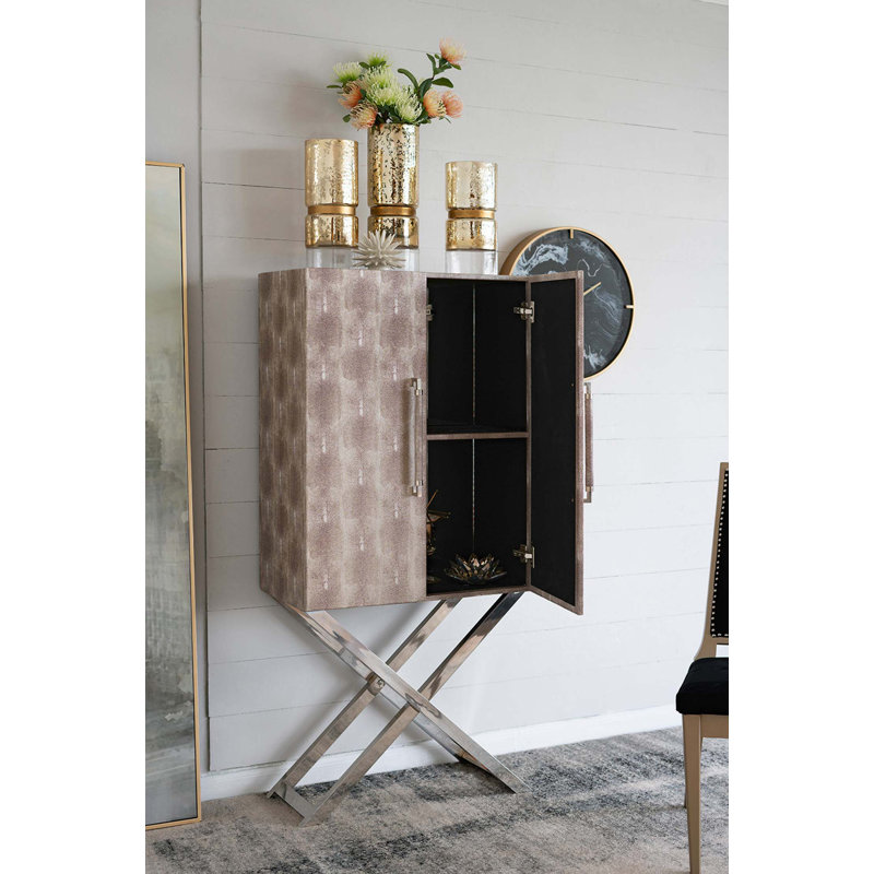 Armoire 27,6 x 13,8 x 59,1 po
