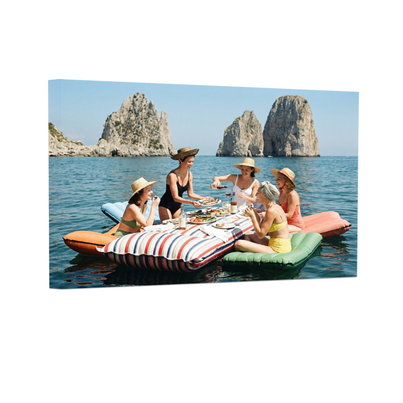 Groupe de pique-nique flottant à la mode, H 12 po x l 18 po