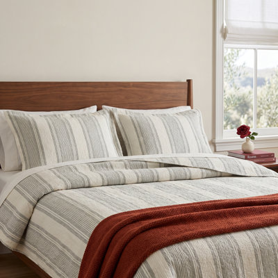 Clover Linen Shams