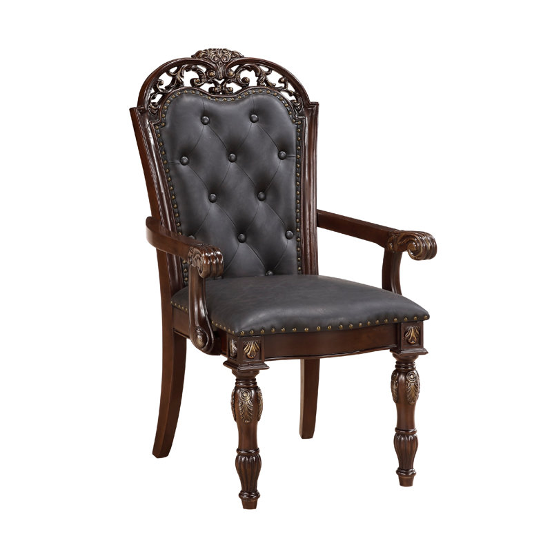 Ensemble de 2 chaises d'appoint de salle à manger Nami, similicuir brun, bords sculptés classiques