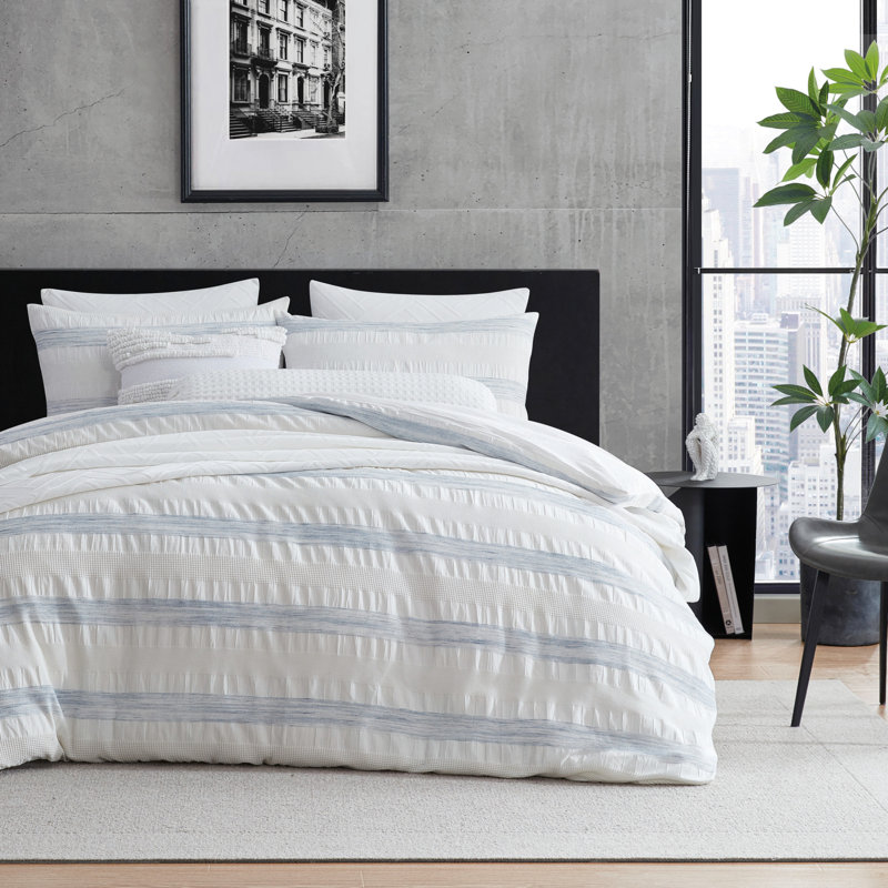 Ensemble de housse de couette jacquard à rayures gaufrées blanc / bleu DKNY, Édredon grand + 2 taies décoratives standard
