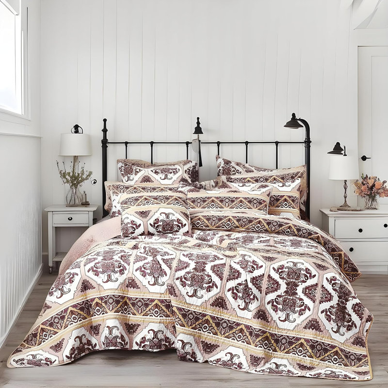 Oriental Kilim Polyester Geometric Shapes Coverlet, California King Coverlet/Bedspread + 2 King Shams
