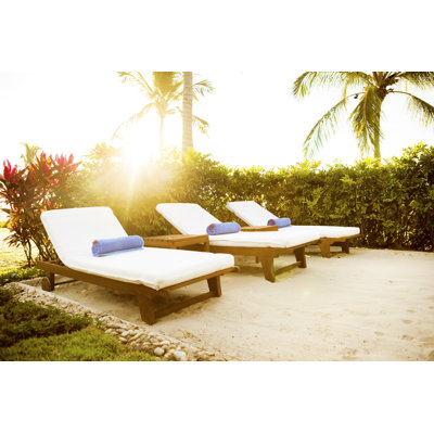 Chaises de bronzage à Punta Mita par Orbon Alja