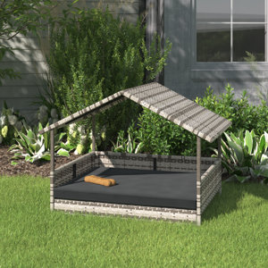 Lininger Wicker Dog House