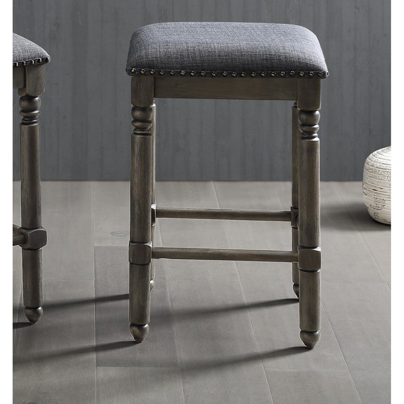Tabouret en bois, Gris