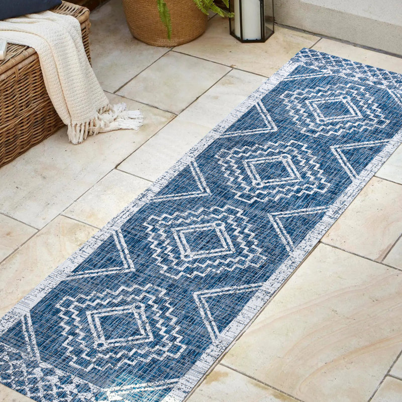 Yorba Diamond Tribal Medallion Blue/Ivory Indoor/Outdoor Rug, Runner 2'2" x 10'