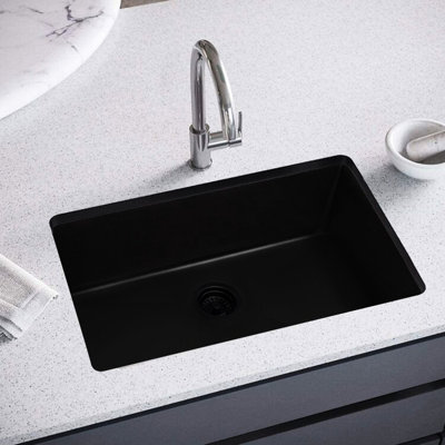 Évier de cuisine encastré noir Gunmetal, 32 po x 19 po, acier inoxydable, aspect haut, acier encastré, résistant aux fissures, performance à long terme