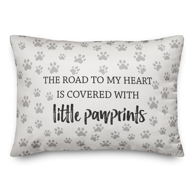  l'oreiller «The Road to My Heart» est recouvert de petits coussins lombaires Pawprints