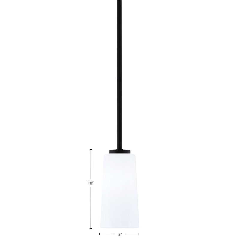 Mini suspension Nicomedes Stem Hung présentée en finition noir mat avec verre opale blanc de 12,7 cm de largeur x 24,8 cm de hauteur