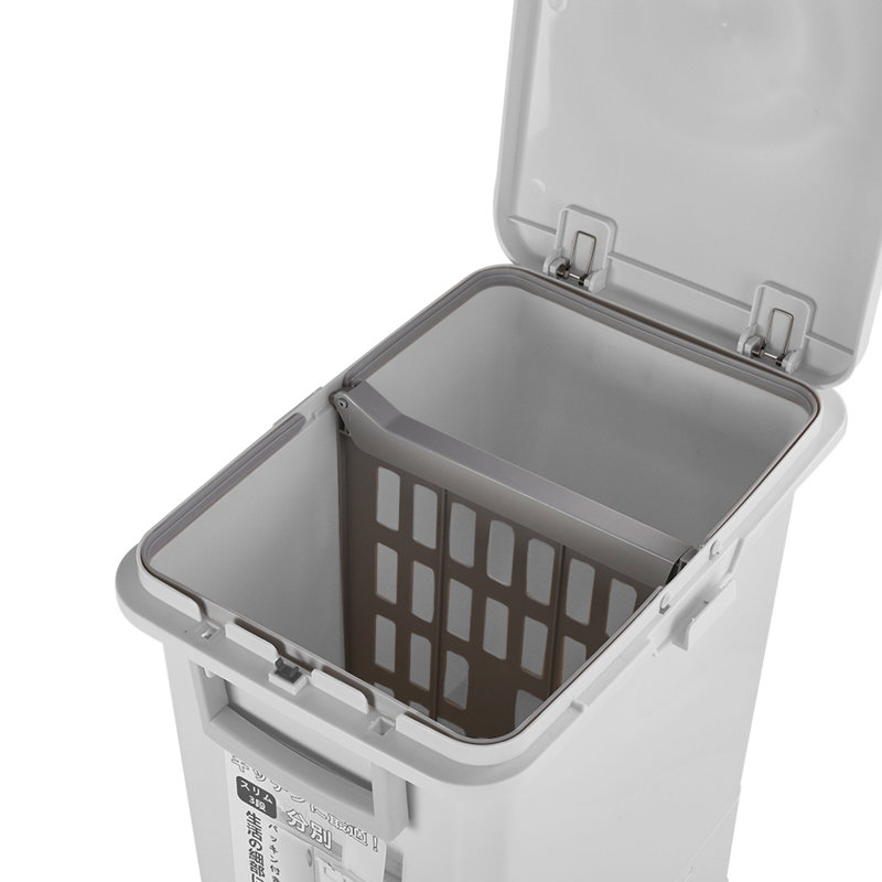 29 Litre Step On Kitchen Trash Can