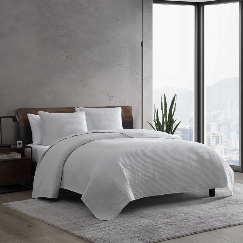 Ensemble de courtepointe Kenneth Cole, Courtepointe de grande taille