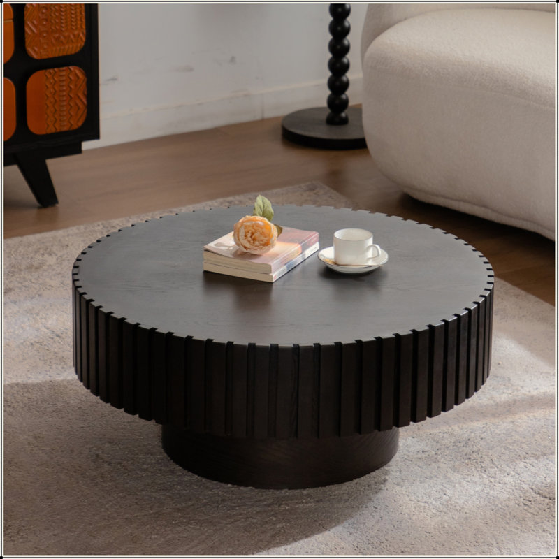 Table basse ronde en forme d'olive avec relief décoratif fabriqué à la main, table d'appoint en bois robuste pour le salon