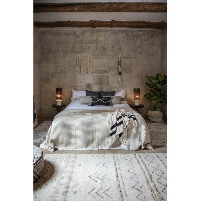 Cream Wool Rectangular Aztec Print Area Rug