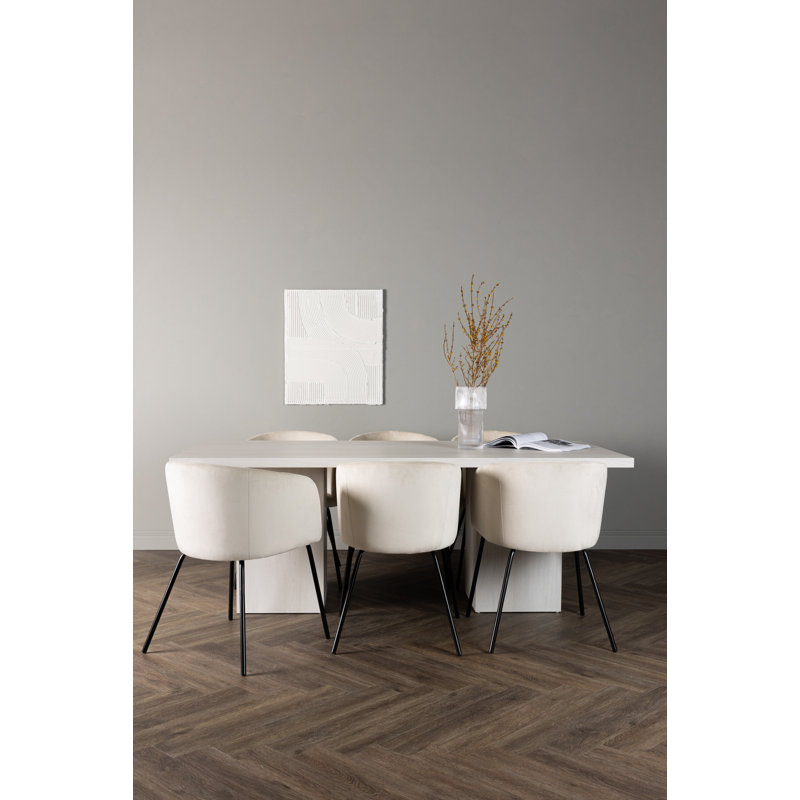 Meadowbrook 6 - Person Dining Set