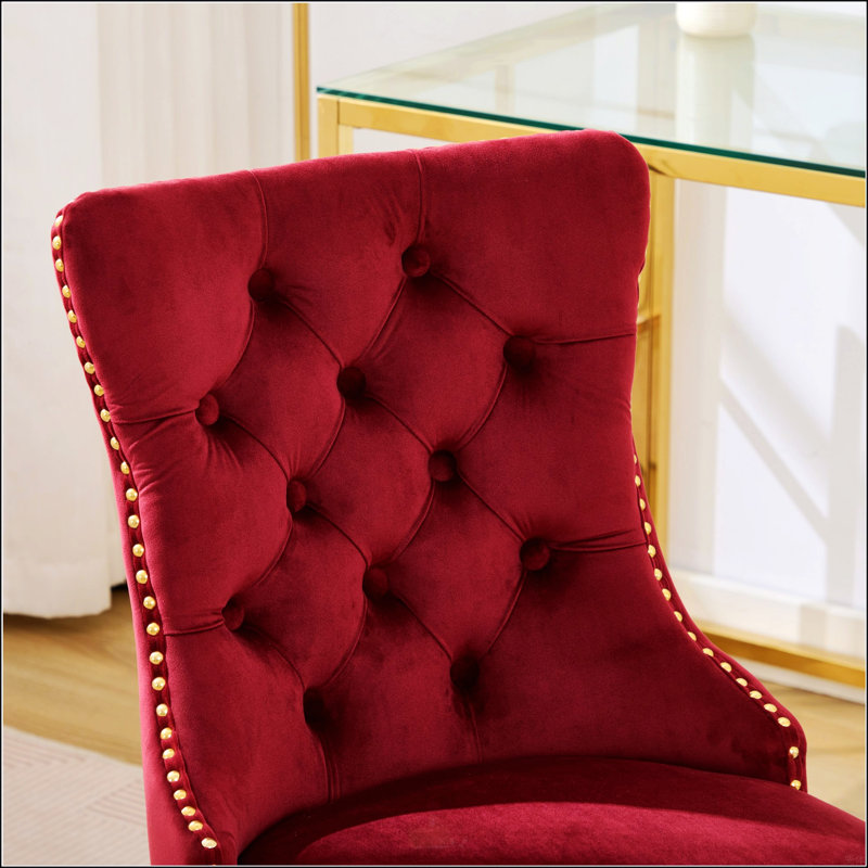 Chaise de bureau moderne rembourrée en velours capitonnée avec base en métal doré, réglable et pivotante pour plus de confort et de style